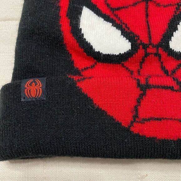 Marvel Spider-Man Hat   - Picture 2 of 5